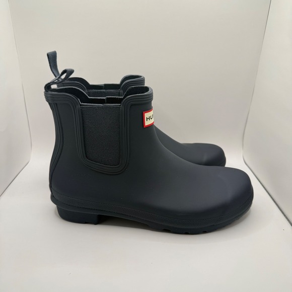Hunter Woman's Navy Original Chelsea Waterproof Rain Boot- Size 8 - Picture 3 of 8